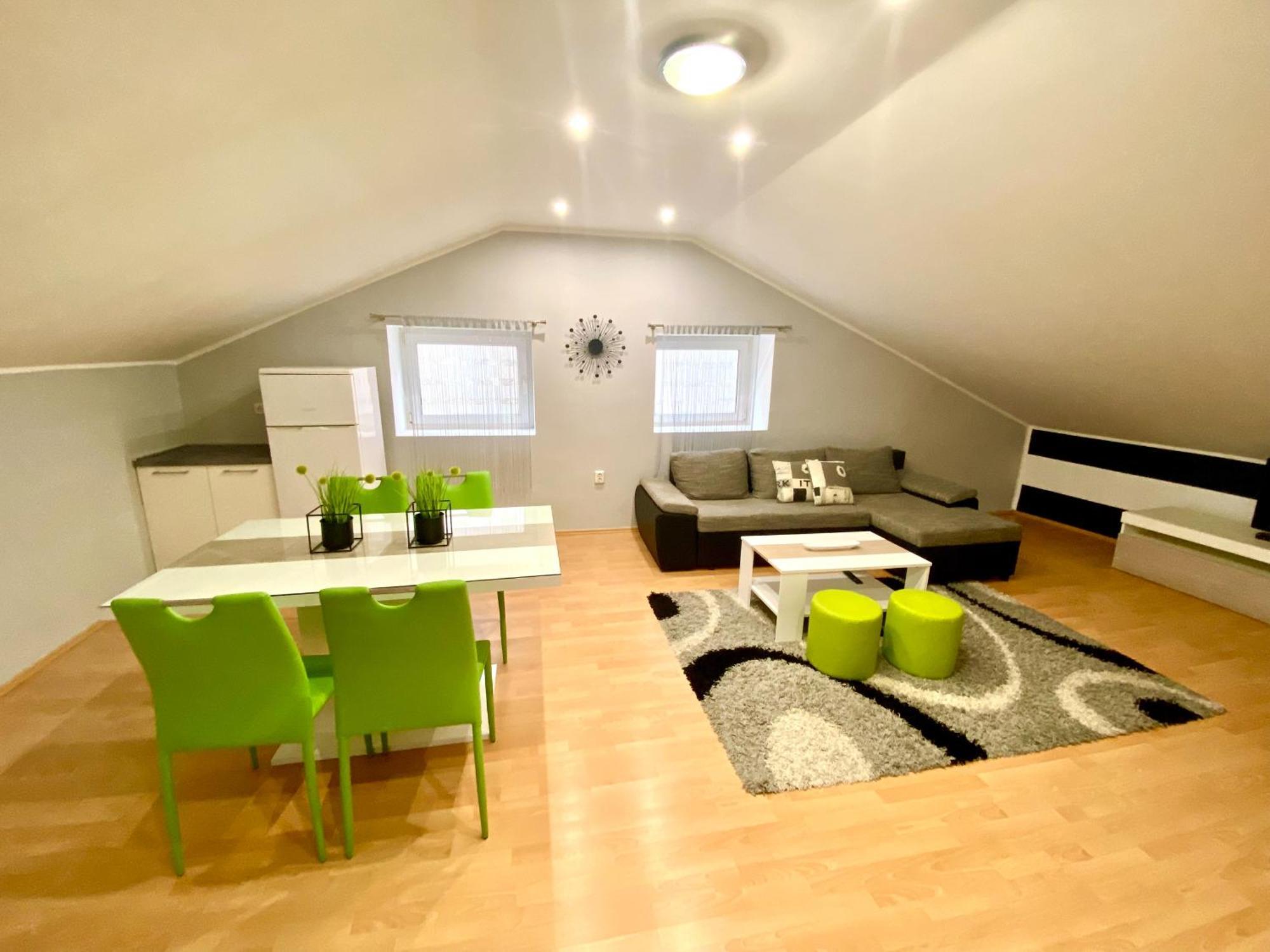Apartments Suzi Crikvenica Eksteriør billede