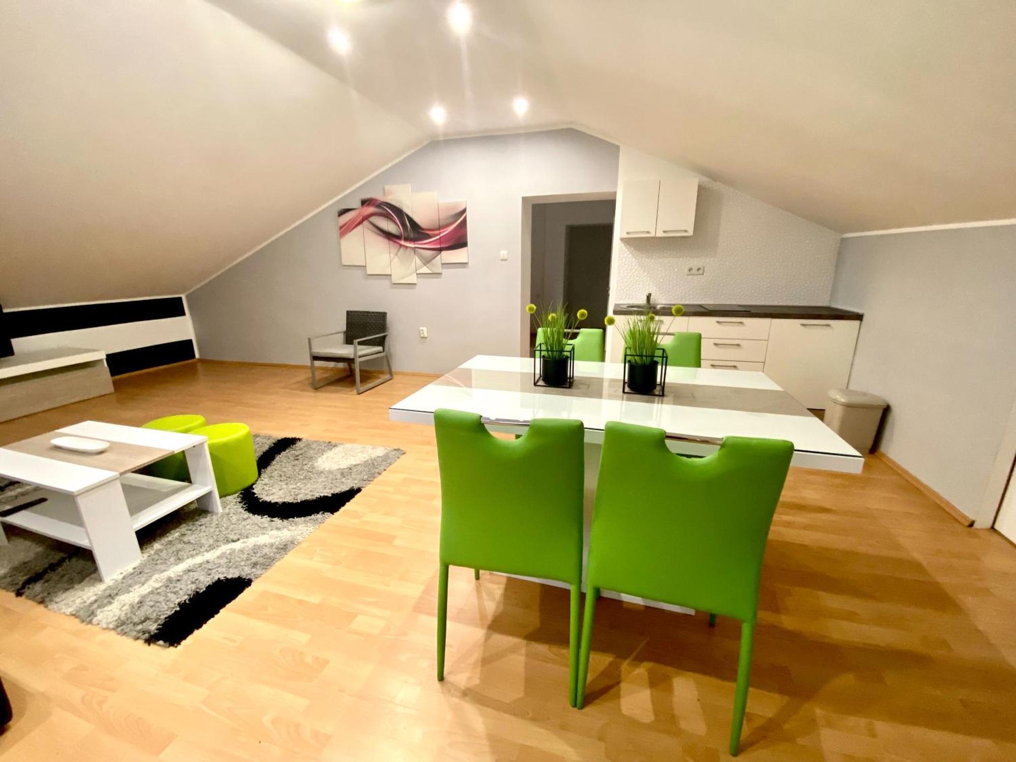 Apartments Suzi Crikvenica Eksteriør billede